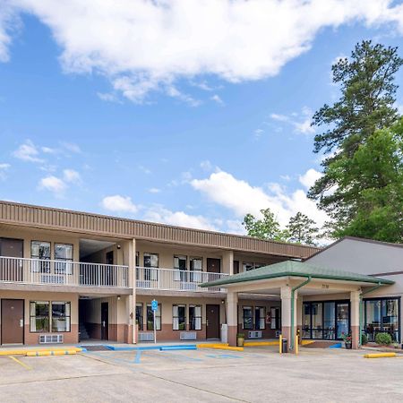 Super 8 by Wyndham Gadsden AL Hotel Eksteriør billede