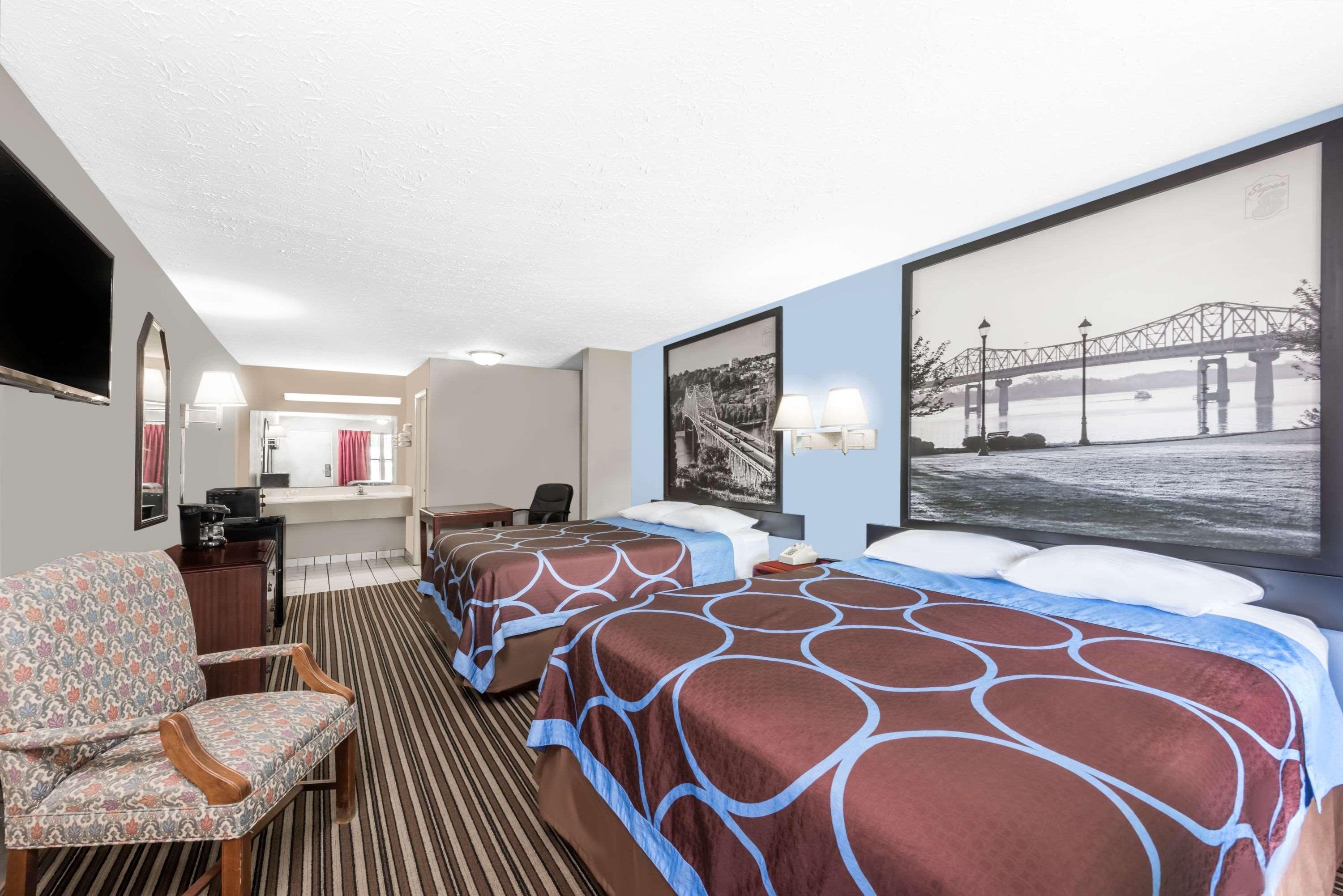 Super 8 by Wyndham Gadsden AL Hotel Eksteriør billede